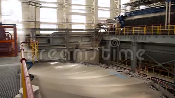 工业工厂的内部旧厂房的工业内部化学工厂包装区域摘要视频的预览图