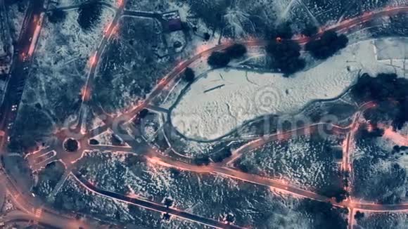 乌克兰敖德萨胜利公园冷冻湖2019年1月视频的预览图