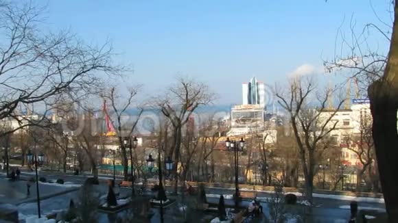 观城市港口全景敖德萨市城市景观视频的预览图