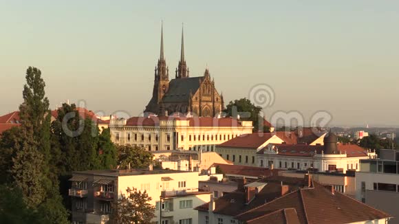 捷克共和国圣徒彼得和保罗彼得罗夫大教堂罗马天主教巴洛克哥特式复兴布尔诺镇视频的预览图