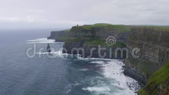 爱尔兰莫赫美丽的悬崖视频的预览图