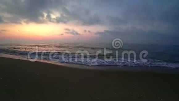 日出在海边的时间流逝视频的预览图