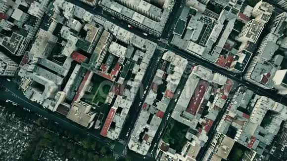 法国巴黎蒙帕纳斯区的高空俯视图视频的预览图