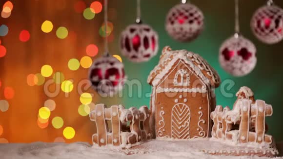有姜饼屋和美丽的鲍布的圣诞环境视频的预览图