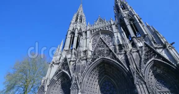 鲁昂大教堂自下而上视频的预览图