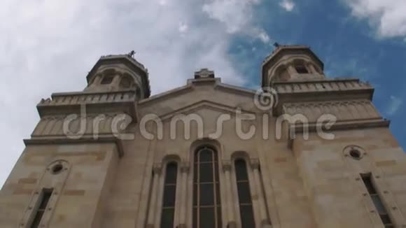 教堂放大视频的预览图