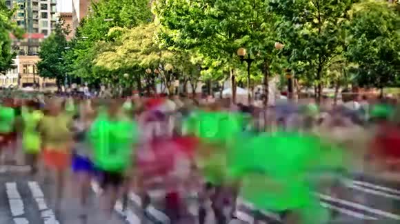 跑步者时间流逝视频的预览图