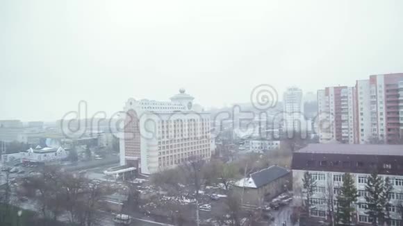 冬季俄罗斯城市从高处视频的预览图