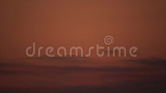 黎明天空喷射视图视频的预览图