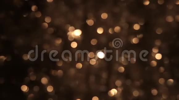 闪烁的金罐已经失去了焦点圣诞节的背景金塞尔视频的预览图