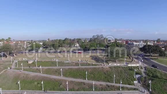 从高处俯瞰城市公园视频的预览图