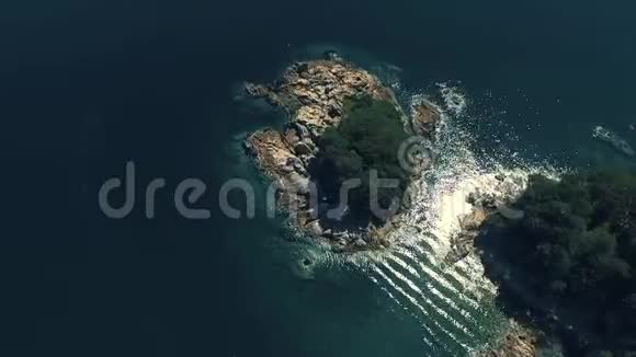 在海中岛上空飞行视频的预览图