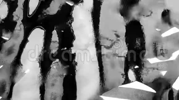 湿和干油墨的时间推移电影白纸上的黑色墨水视频的预览图