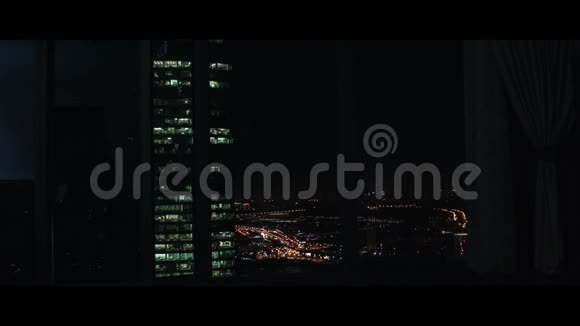 晚上观看莫斯科全景视频的预览图