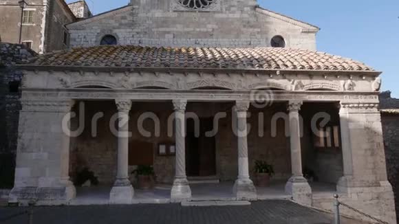 意大利卢格纳诺圣玛丽亚阿苏塔教堂视频的预览图