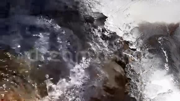 闪闪发光的冬溪视频的预览图