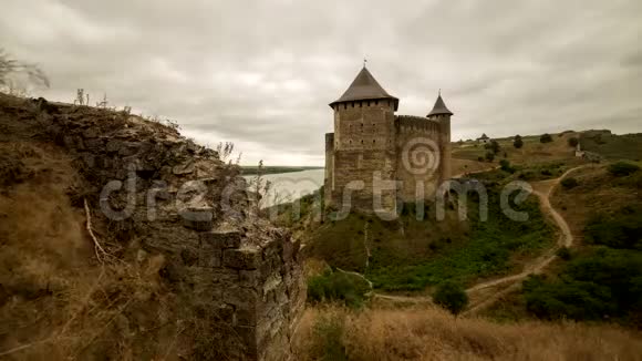 时光流逝欧洲古老的堡垒视频的预览图