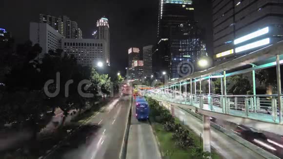 交通和车辆移动的延时录像视频的预览图
