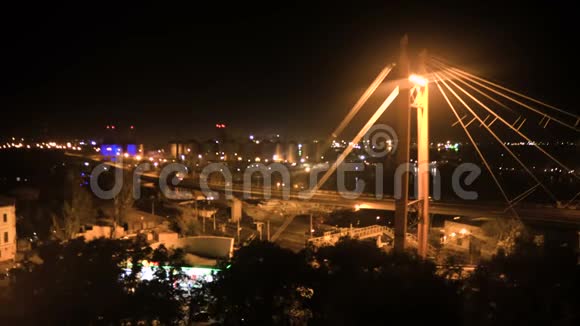 敖德萨黑海沿岸港口及栈道夜景视频的预览图