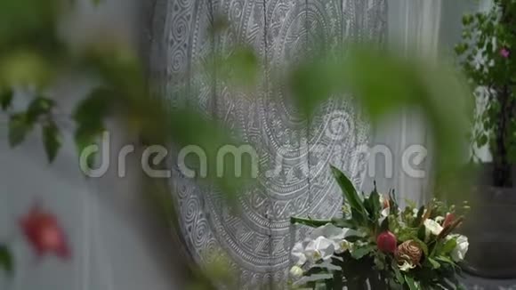 热带新娘花束视频的预览图