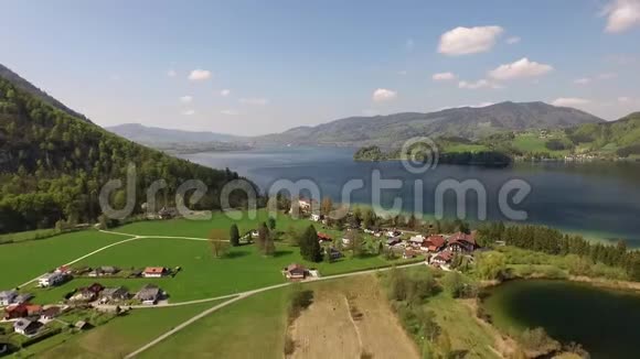 鸟瞰蒙德西上奥地利奥地利欧洲视频的预览图
