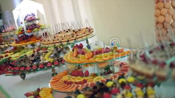 婚礼糖果自助餐视频的预览图