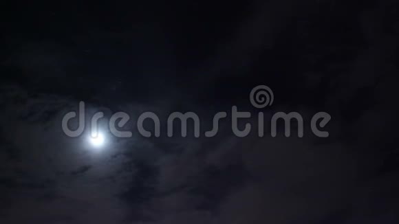 夜月天渐近云移天暗星辉视频的预览图