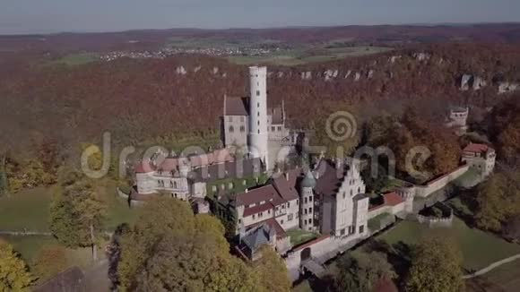 飞往德国利希滕斯坦城堡未触及的LOG格式视频的预览图