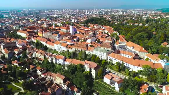萨格勒布历史上的上城区空中著名地标视频的预览图