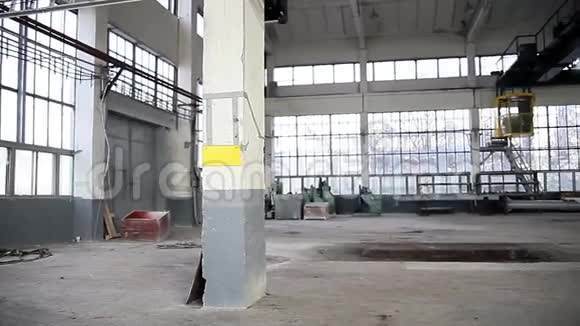 工厂内部视频的预览图