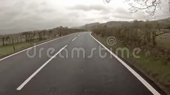 从Ynyshir开车到威尔士的Machynlleth视频的预览图