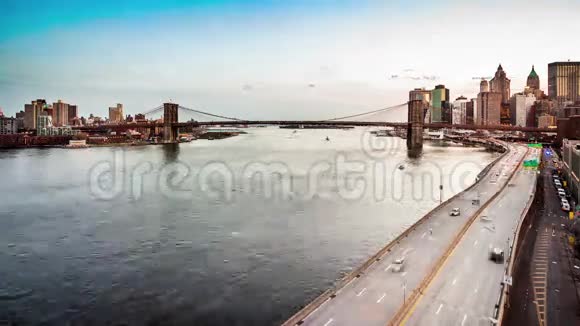 布鲁克林大桥东河帆船和罗斯福驾驶交通视频的预览图