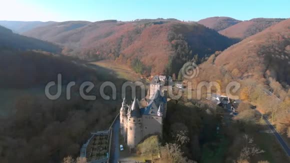德国老城堡从空中视频的预览图