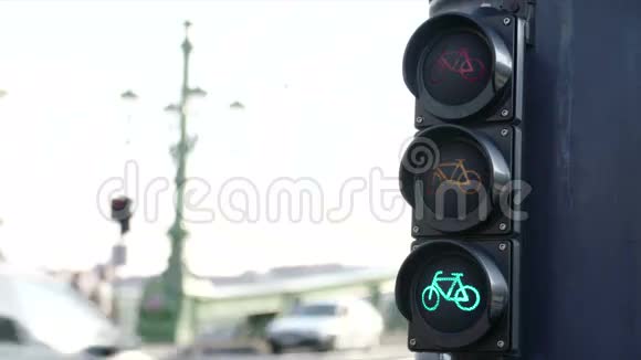 自行车的红绿灯视频的预览图