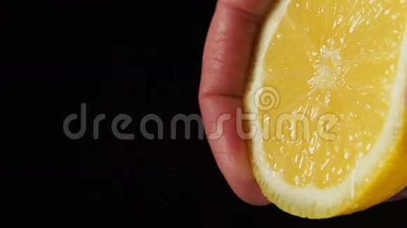 Low柠檬溅出一滴水视频的预览图