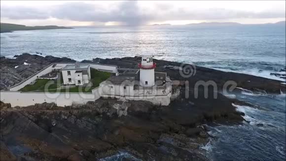 克伦威尔灯塔瓦伦西亚岛爱尔兰视频的预览图