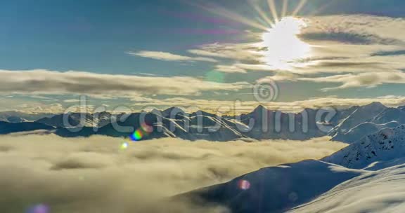 山脉时空云4k视频的预览图