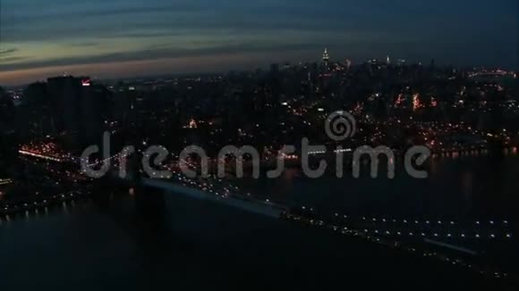 纽约夜生活桥空中视频的预览图