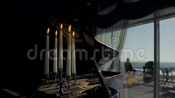 大厅餐厅的钢琴视频的预览图