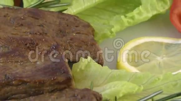 煎肉牛肉视频的预览图