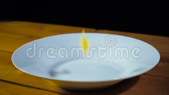 盘子里的减肥通心粉视频视频的预览图