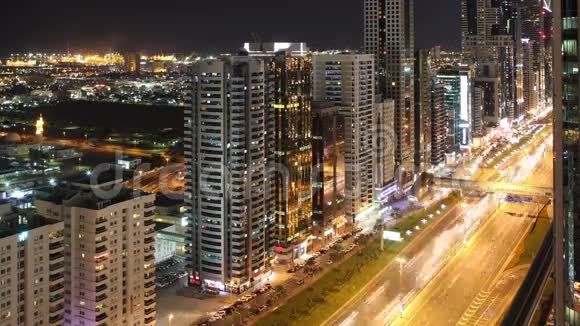 迪拜主街4k个时间段的屋顶景观视频的预览图