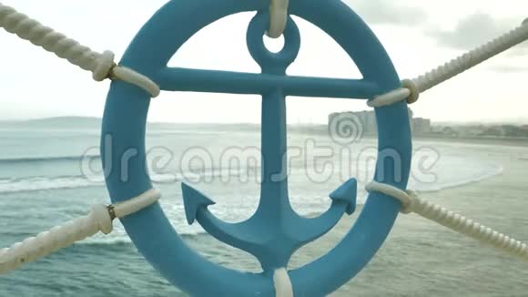 海底铁锚的水手标志视频的预览图