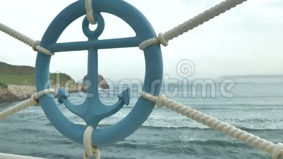 海底铁锚的水手标志视频的预览图