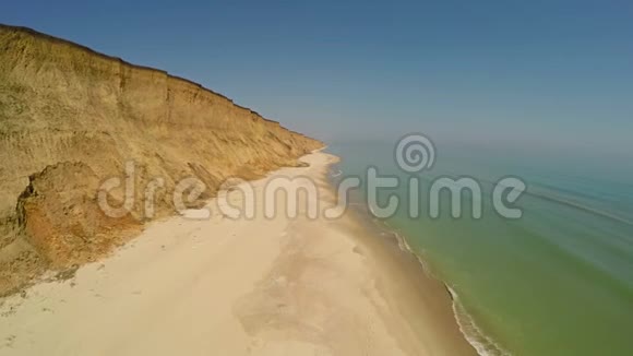 空海滩空中景观五个地点四个视频的预览图