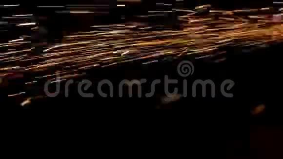 黑色背景上的火粒瀑布视频的预览图