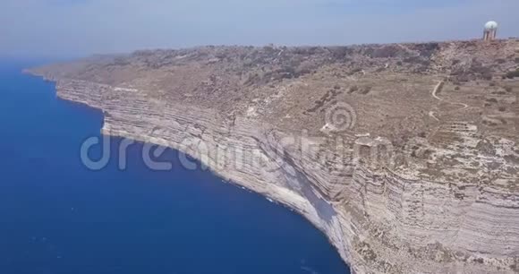 马耳他野生自然的空中悬崖景观视频的预览图