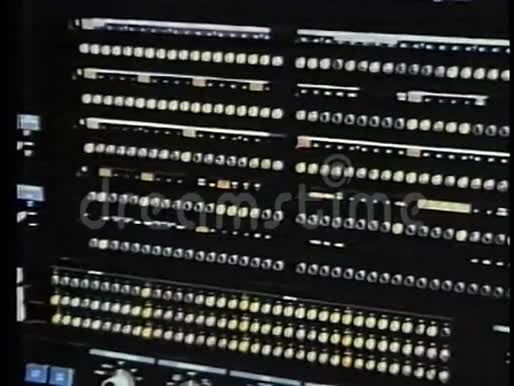 1970年代模拟计算机视频的预览图