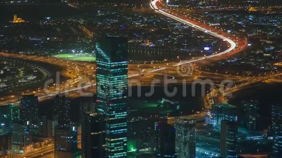 迪拜城市景观交通夜间时间流逝视频的预览图