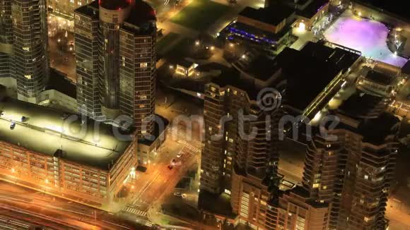 安大略省多伦多4K夜间的延时空中场景视频的预览图